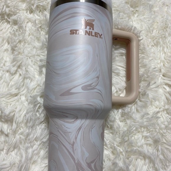 🩷Last Chance🩷 Stanley 40 oz Quencher H2.0 Tumbler Rose Quartz Swirl Bundle - Picture 4 of 14